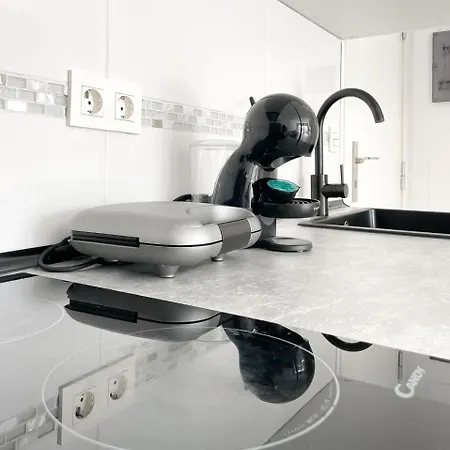 B-rent Bristol Zen Premium * Коральео